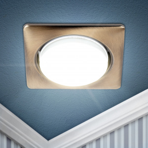 Эра светильник под лампу GX53 для натяжных потолков квадратный бронза*